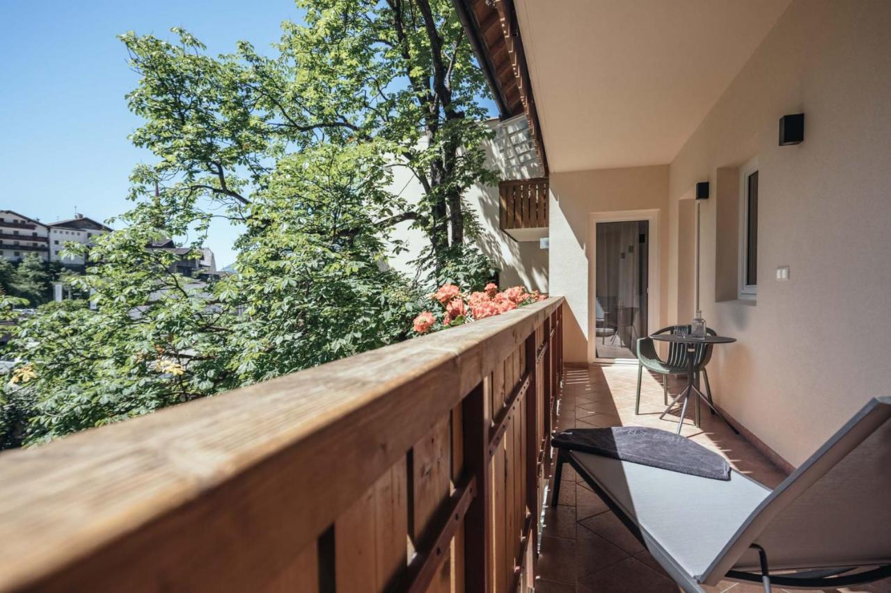 Tirolerhof Hotel Sankt Leonhard in Passeier Buitenkant foto